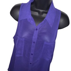 Sleeveless button down